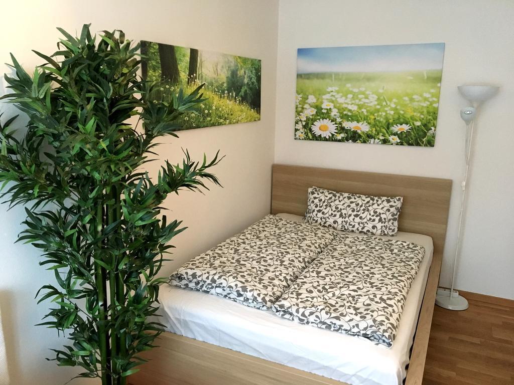 Apartment Flowerside Regensburg Bagian luar foto